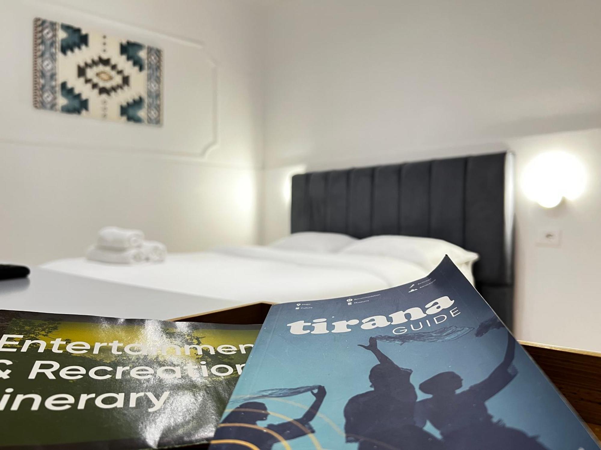 Tirana Square Hotel Buitenkant foto